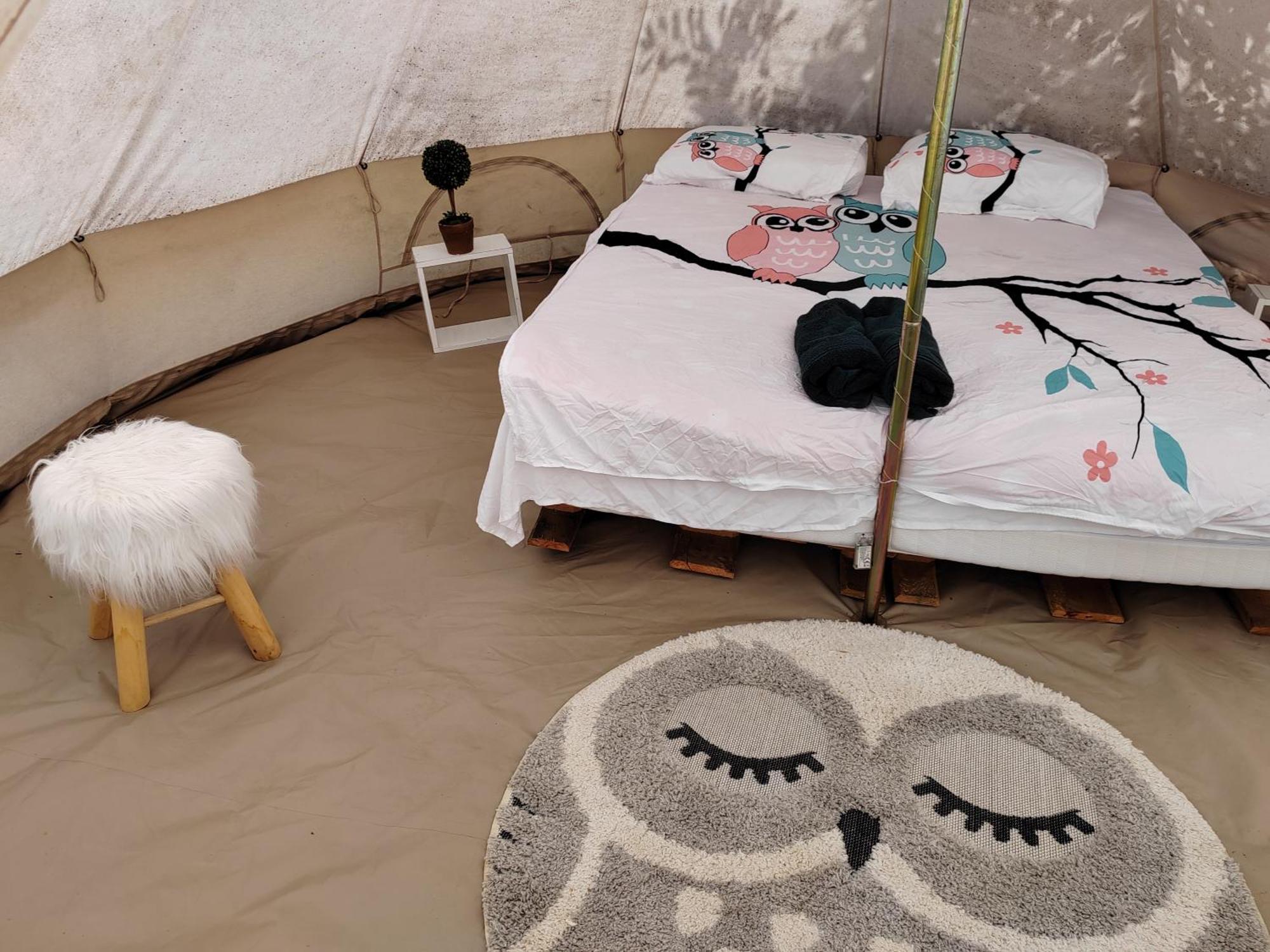 Luna Rock Glamping Brezoi - Blue Scai 호텔 외부 사진